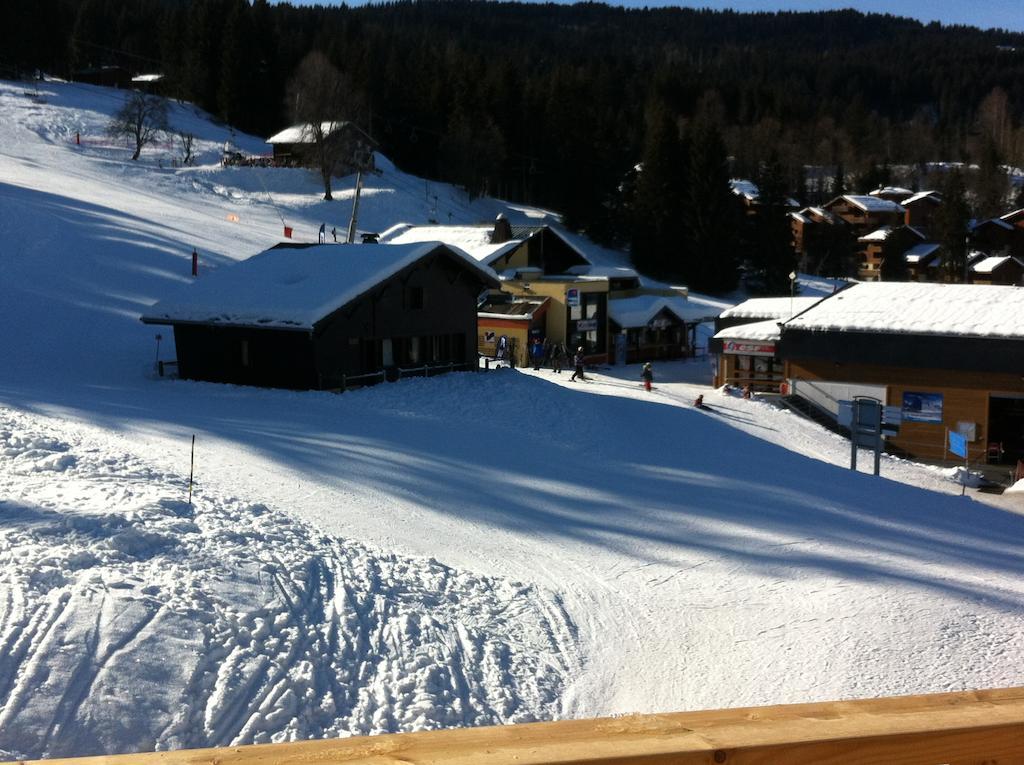 L'Eden Ski Aux Pieds Morillon Phòng bức ảnh